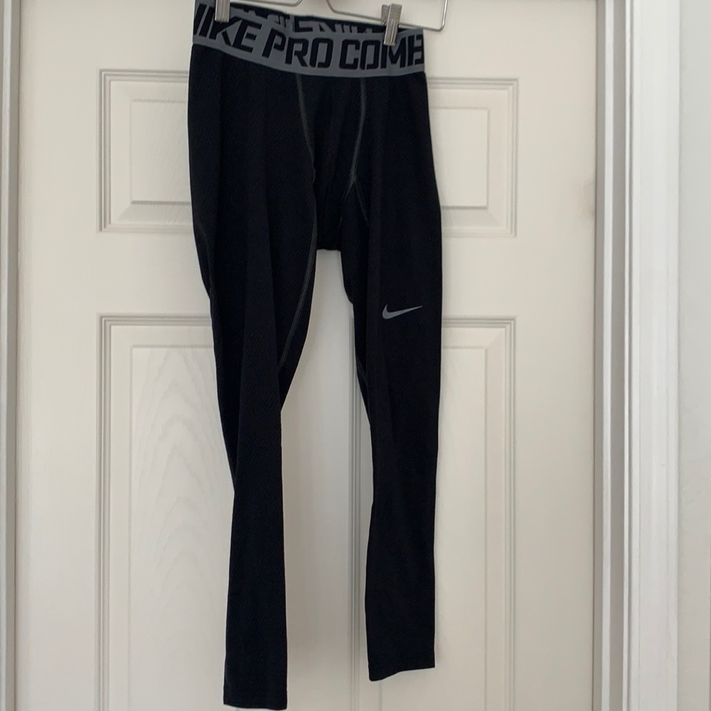 Lg. Nike running pants